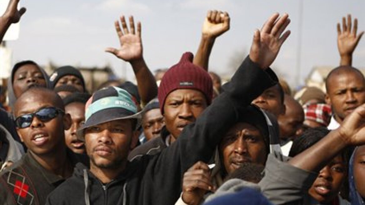  Γιατί έβγαλαν τα ρούχα τους Ζιλιέτ Μπινός και Κρίστεν Στιούαρτ