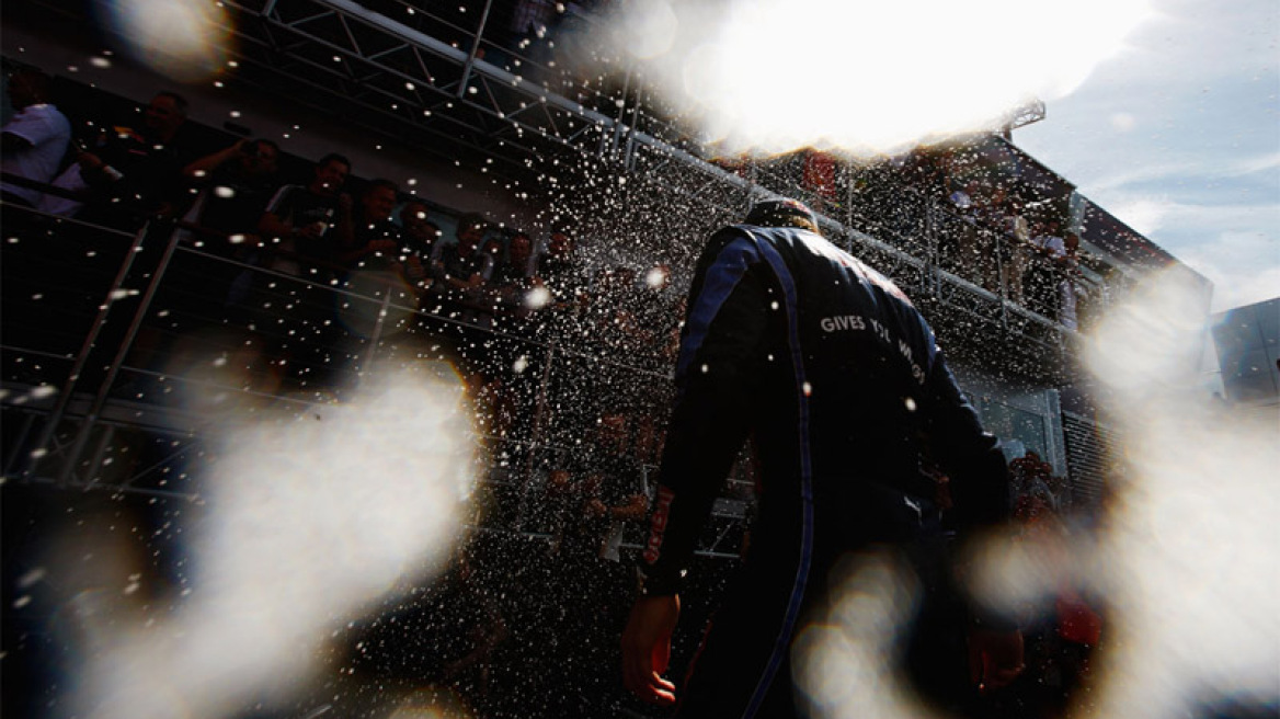 Επεισοδιακή κατεδάφιση κτιρίου πολιτιστικού συλλόγου στη Φρεαττύδα