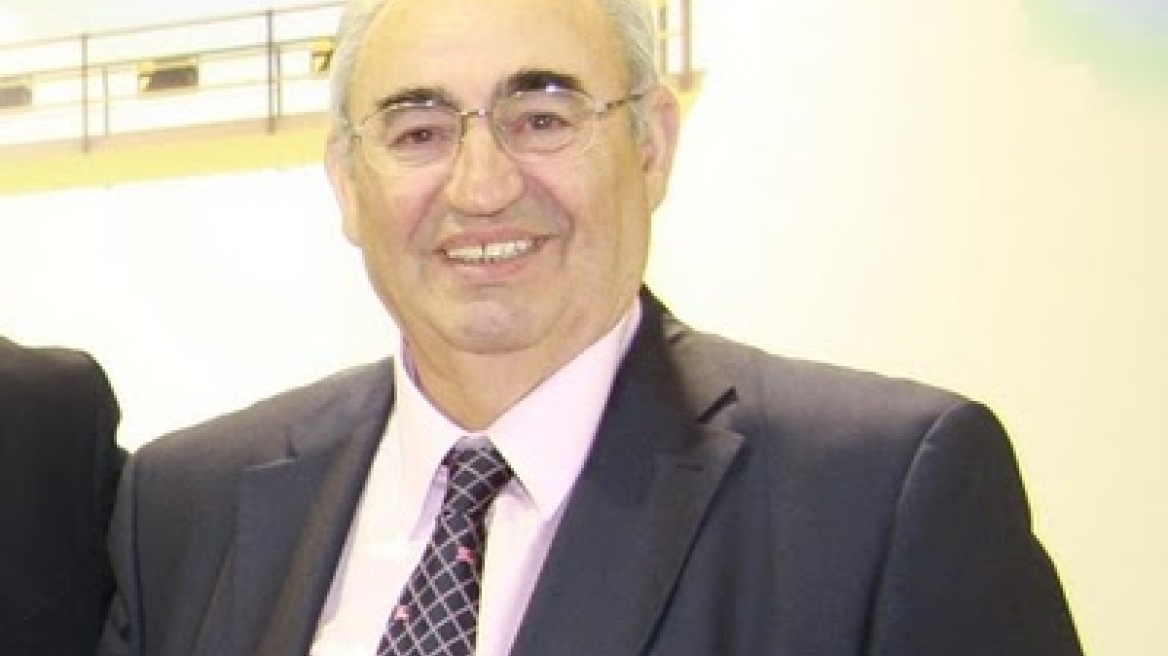 Έφυγε ο Στέλιος Καντώνιας 