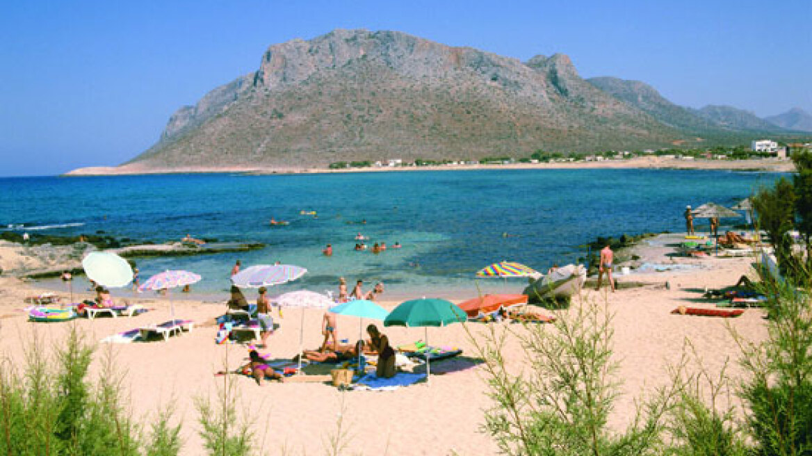 Τυλίχθηκε στις φλόγες ψητοπωλείο στην Καλλιθέα