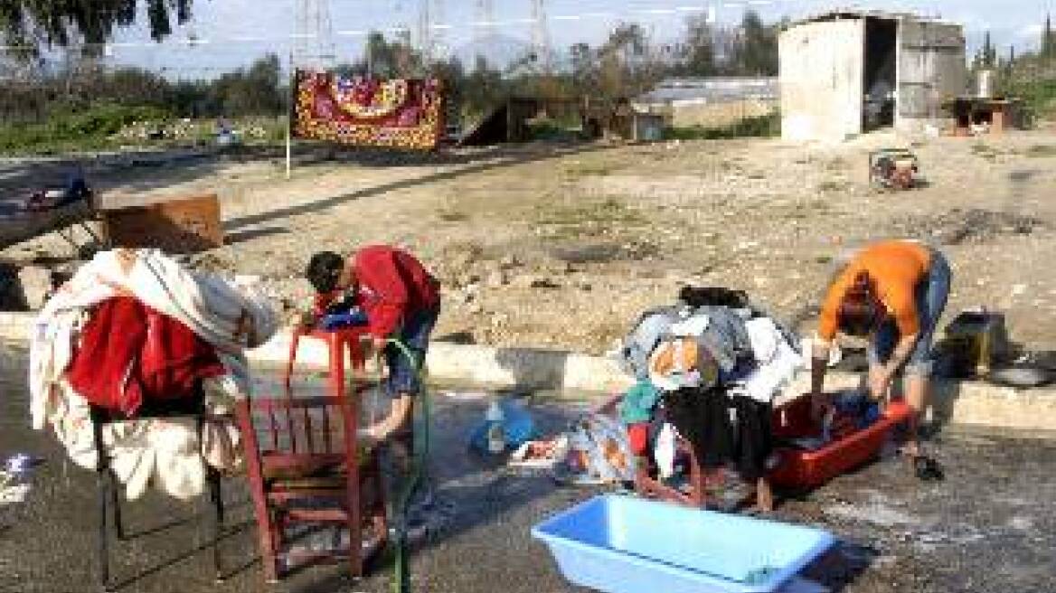 Καταβρόχθισε 69 hot dog μέσα σε δέκα λεπτά και δεν... έσκασε! 