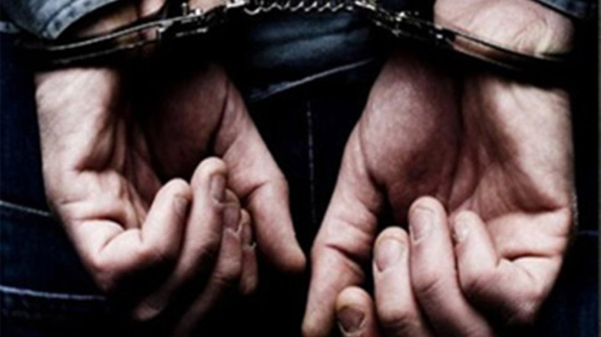 Από 1.400 ευρώ και άνω φόρος για όλους τους επαγγελματίες