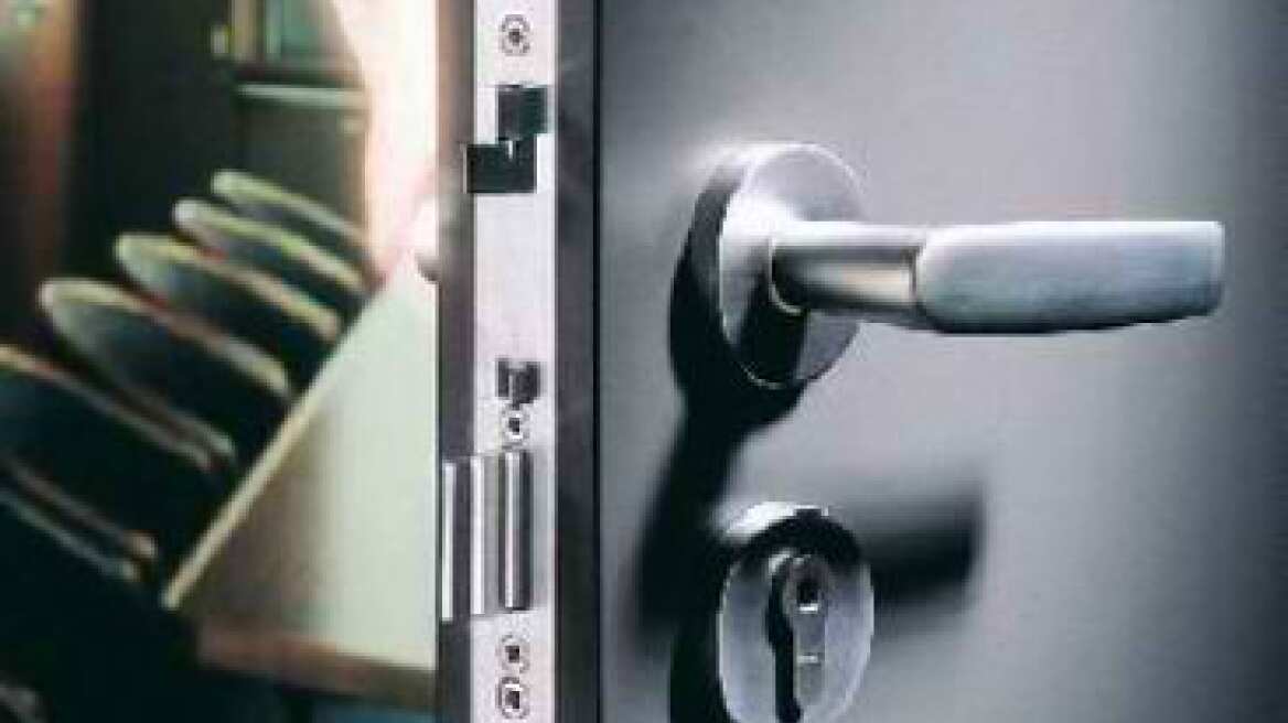 Μουζουράκης - Παπάζογλου στο στόχαστρο της Χρυσής Αυγής;