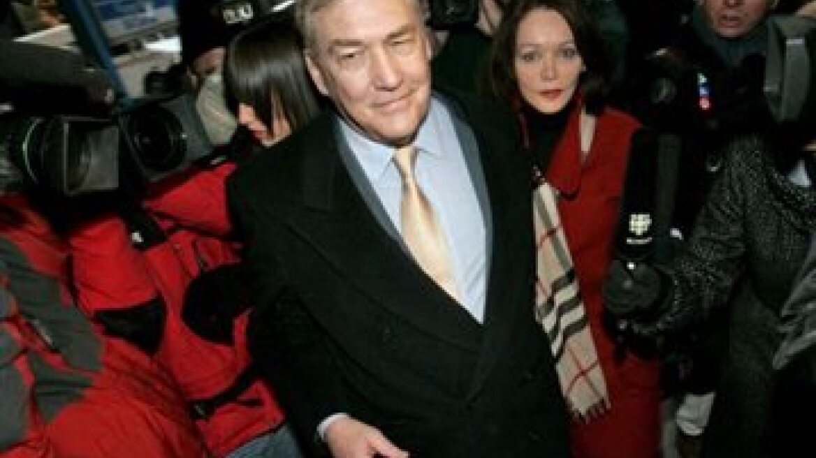 Τα σχολεία ανοίγουν αύριο για να... κλείσουν τη Δευτέρα