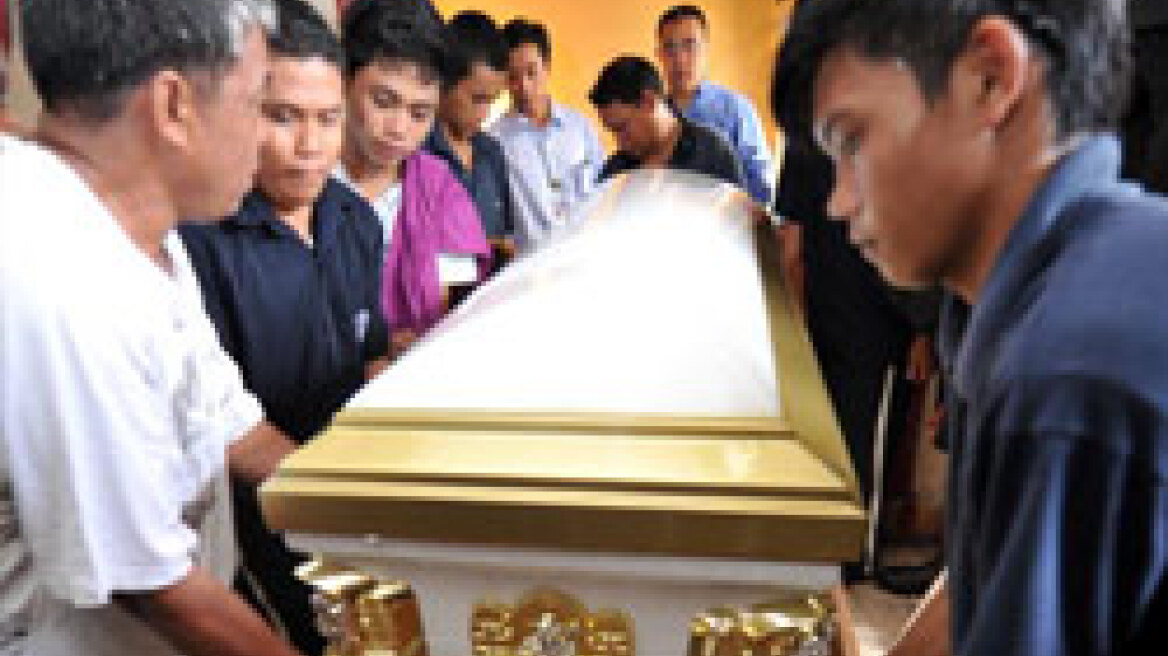 Τηλεοπτική εκπομπή με live sex στη Βρετανία