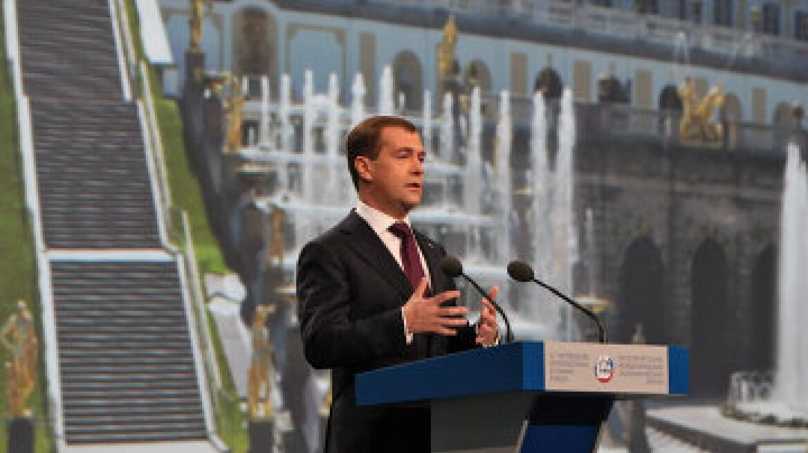 Οδηγός φορτηγού συνελήφθη να μεταφέρει 1.400 λαθραία πακέτα τσιγάρων