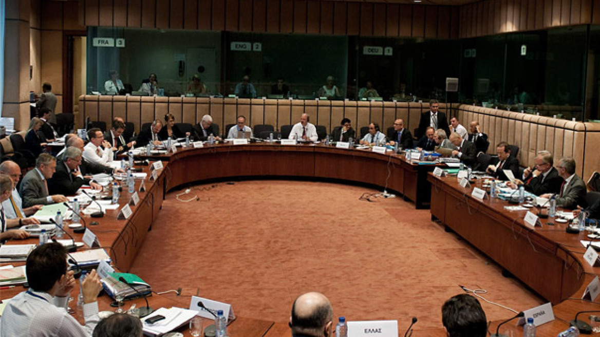 Κάννες 2014: 50άρες με «καυτά» μίνι