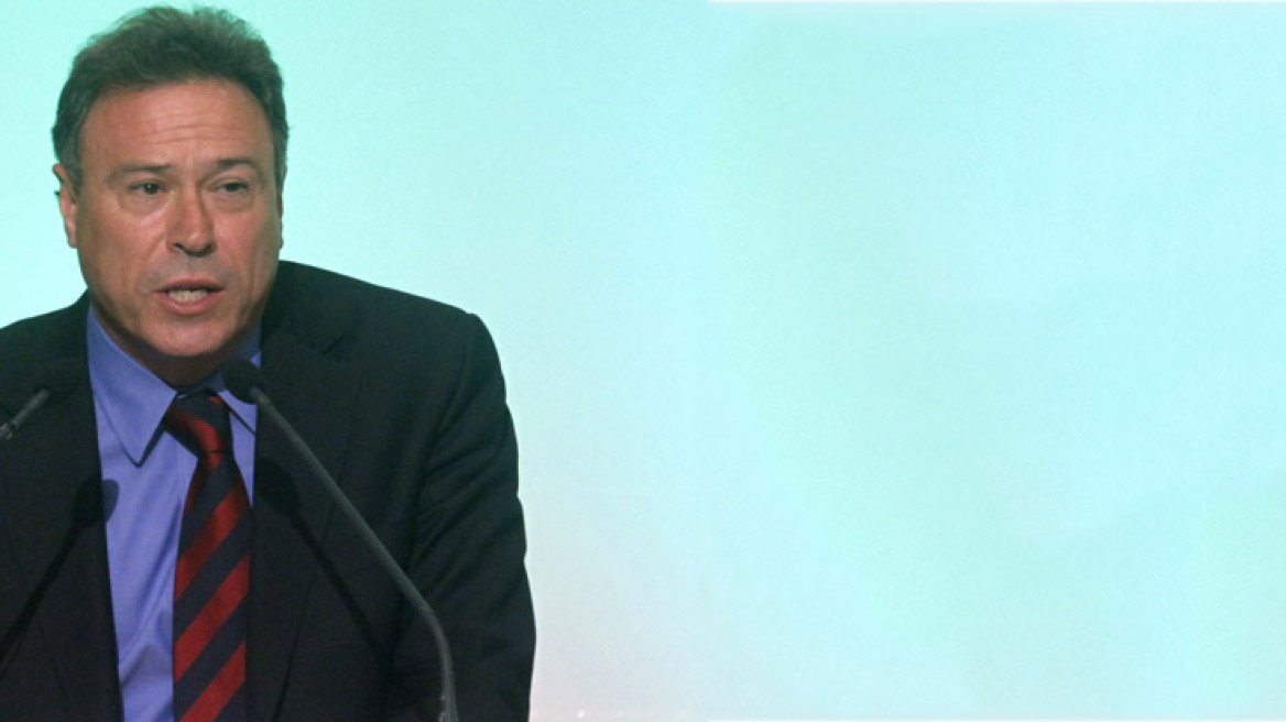 Βίντεο: Ο Λάσμε το λέει στο… σκύλο του!