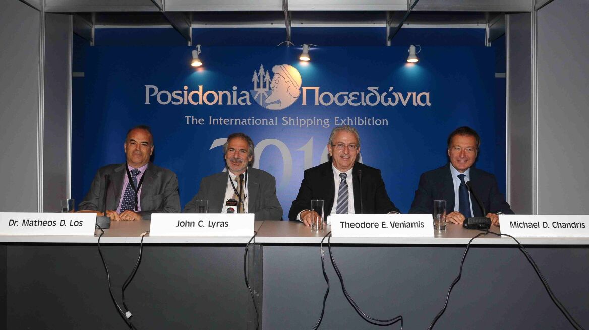 Ο Γιάννης Μπέζος για τους συναδέλφους του: «Ας σταματήσουν το κλάμα»