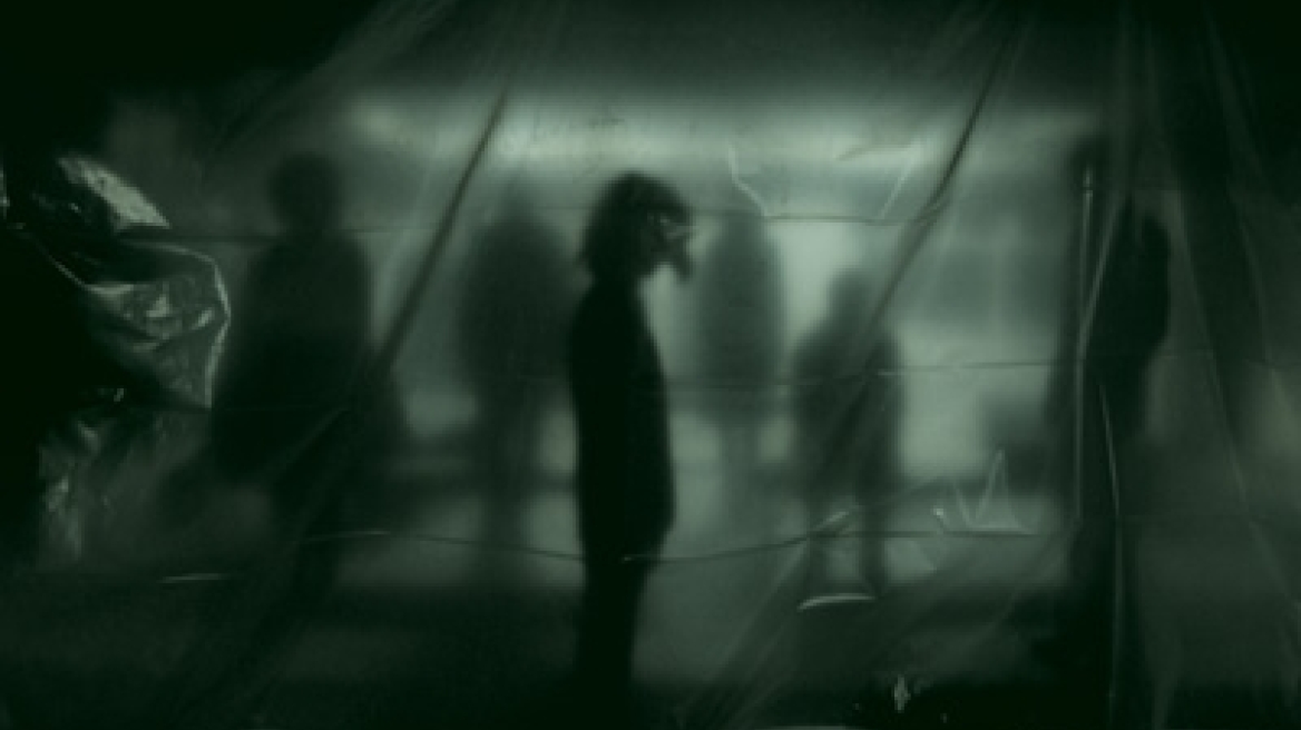 «Ψυχρός πόλεμος» Πούτιν - Καρόλου λόγω Χίτλερ