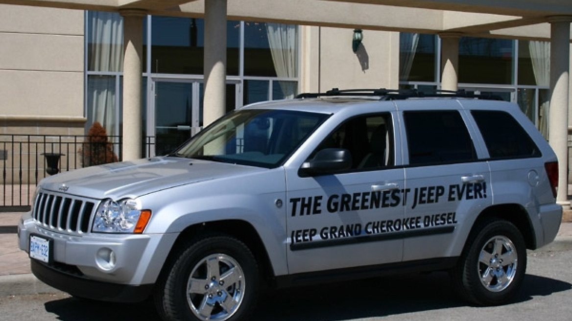 Σαν σήμερα γεννήθηκε ο John Lennon 