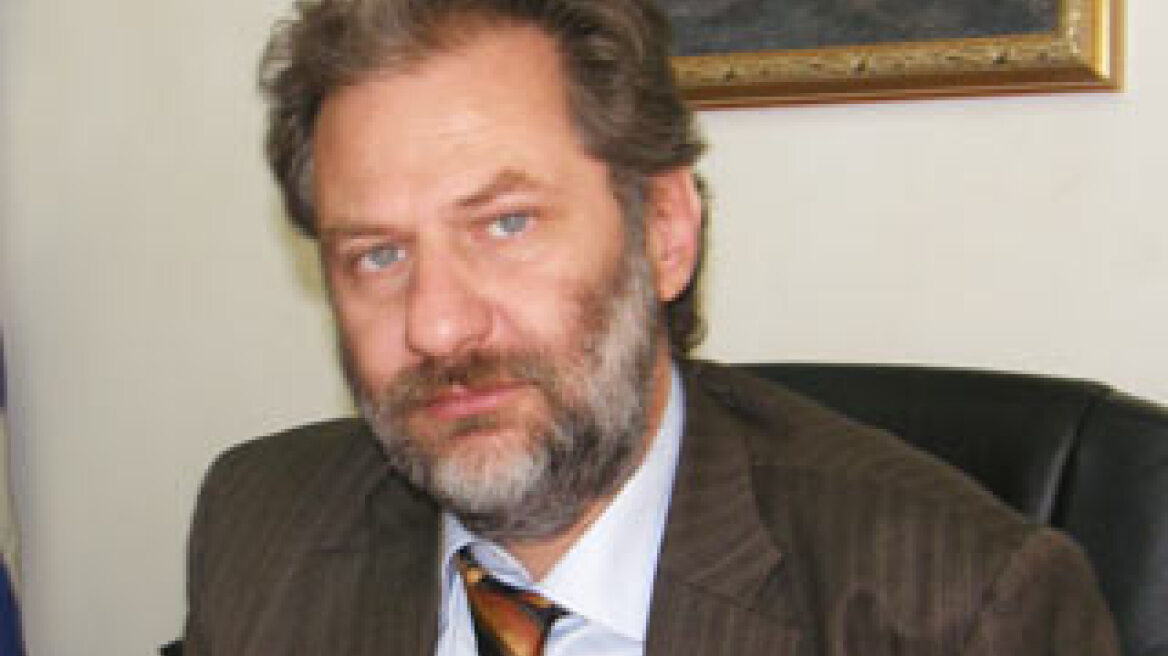 «Τρύπα» 1.500 υπαλλήλων στην κινητικότητα