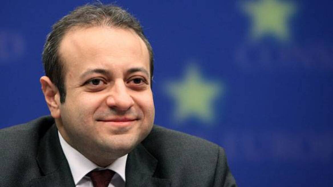 Πως το «like» στο Facebook διαμορφώνει... πολιτικές πεποιθήσεις