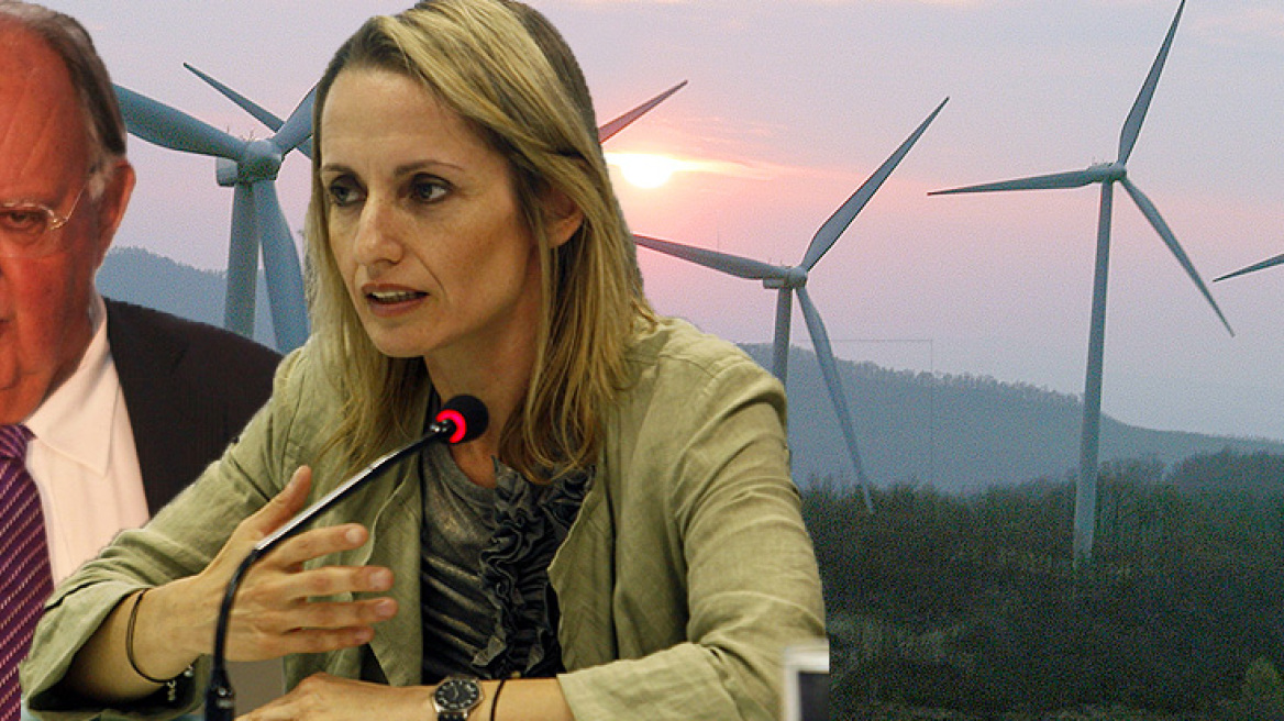 O Αντώνης Ρέμος κάνει «ουάου» για την Υβόννη του