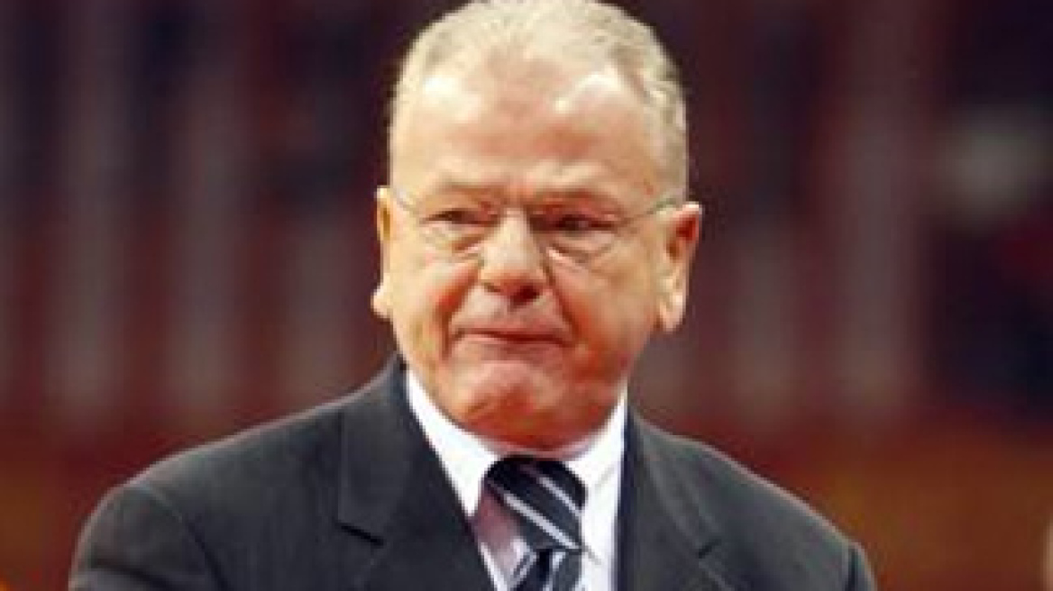 Χιώτης: «Η Τρόικα πήρε τα λεφτά της Μαρίας!»