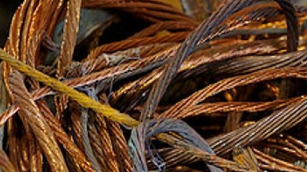 Samaras from Brussels against extremists and populists