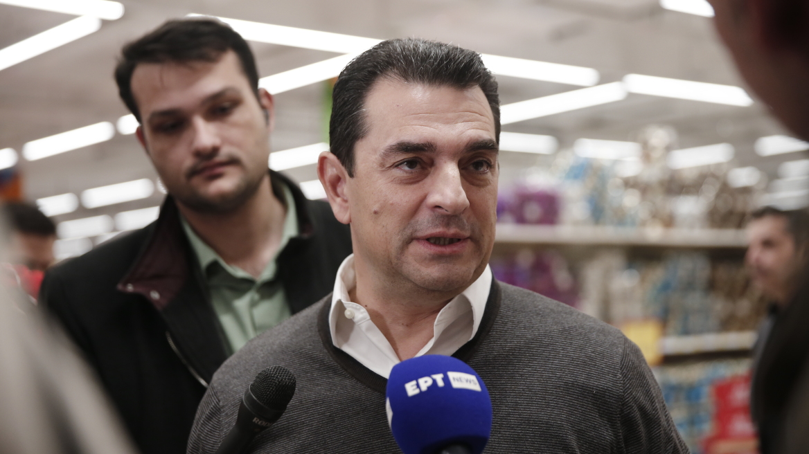 Σκρέκας: Η μάχη με την ακρίβεια συνεχίζεται - Τα 1.100 έφτασαν τα προϊόντα της «μόνιμης μείωσης τιμής»