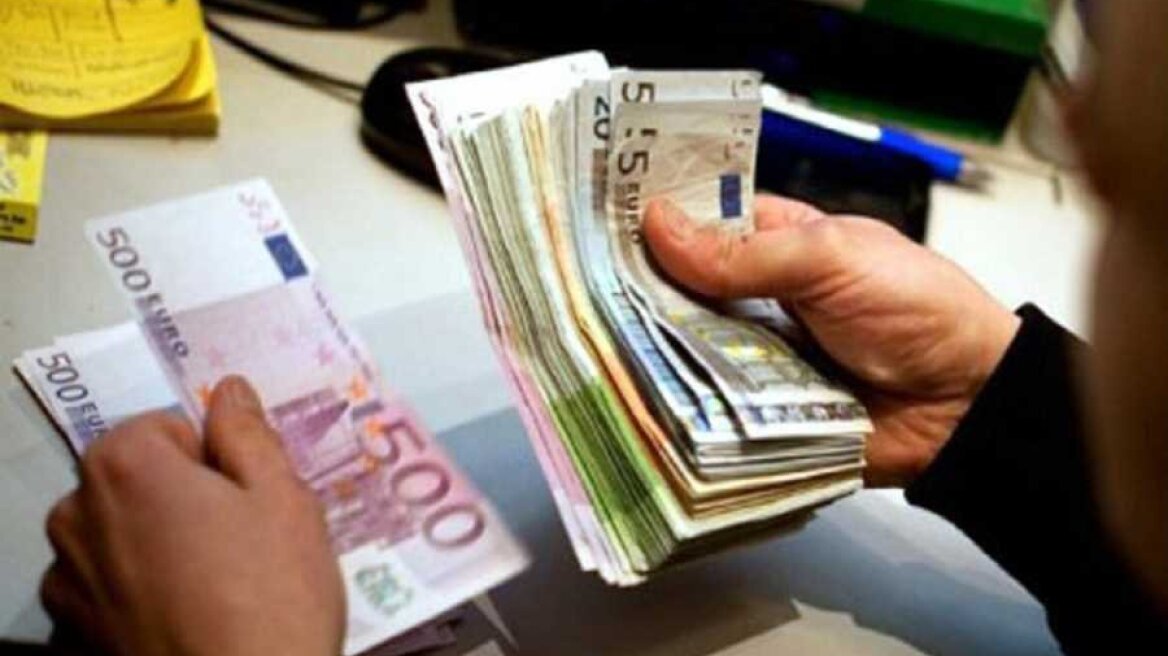  Xρέη προς την εφορία: Εξετάζεται νέα ρύθμιση για 120 δόσεις