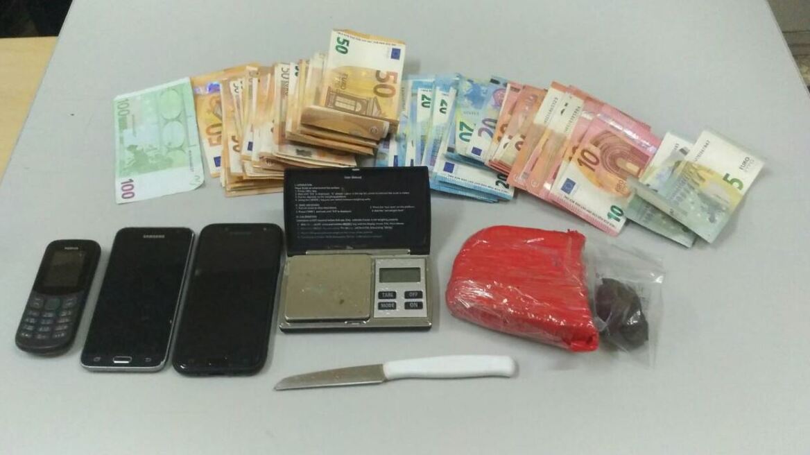 Ιωάννινα: Ζευγάρι έκρυβε σε άλσος την ηρωίνη που διακινούσε 