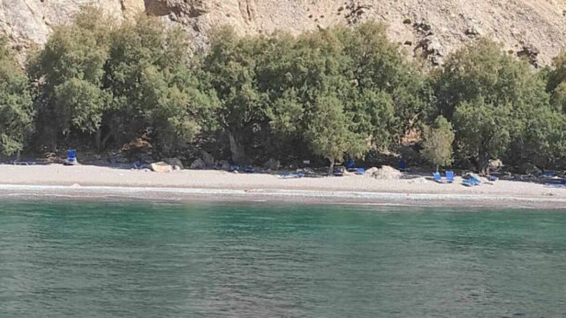 Κρήτη: Εκκενώνεται η παραλία Γλυκά Νερά στα Σφακιά υπό τον φόβο κατολίσθησης