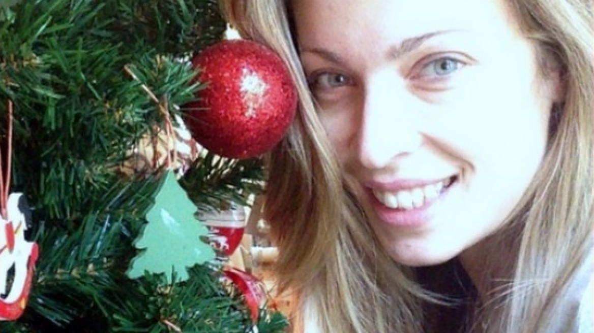 Η Μαριέττα Χρουσαλά στόλισε το χριστουγεννιάτικο δέντρο της!