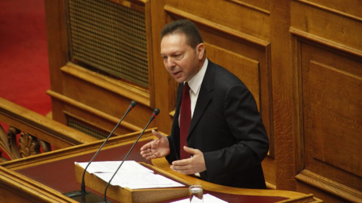 Στουρνάρας: Τριχοτομημένος ο ΣΥΡΙΖΑ για το νόμισμα