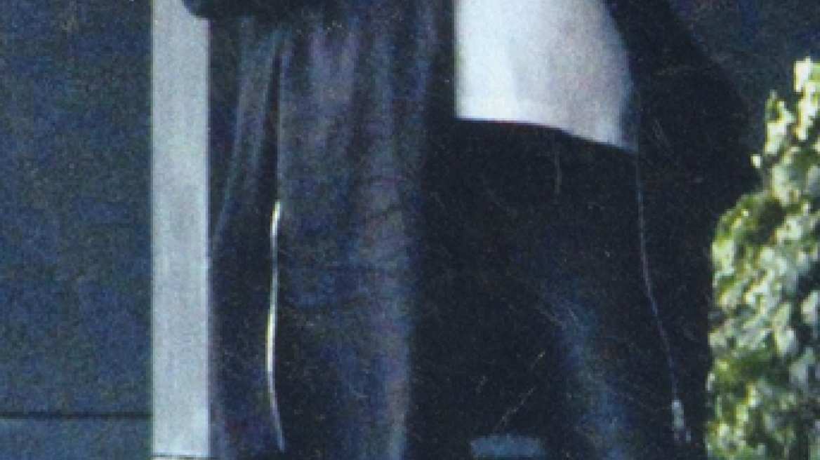 Όλο και μεγαλώνει η κοιλίτσα της Υβόννης