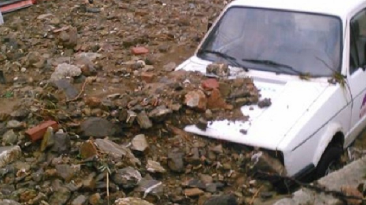 Σε κατάσταση έκτακτης ανάγκης μετά την κακοκαιρία ο Πόρος 