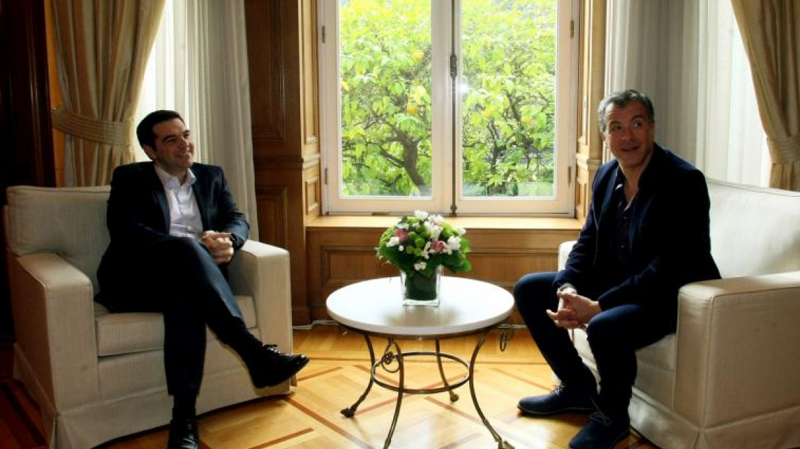 Οι προτάσεις Θεοδωράκη που αποδέχθηκε ο Τσίπρας