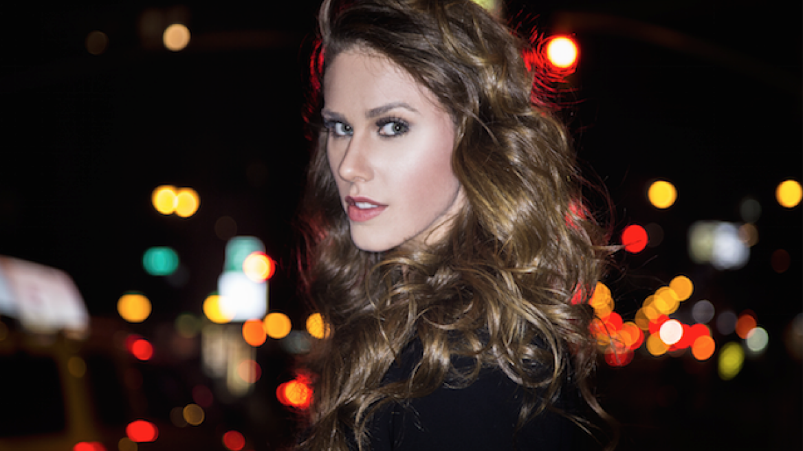 Κασσάνδρα Μπάκσον: Η Αμερικανίδα που είναι δύο(!) φορές γυναίκα 