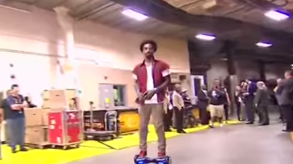 Ο JR Smith φτάνει στο γήπεδο με μοναδικό τρόπο!