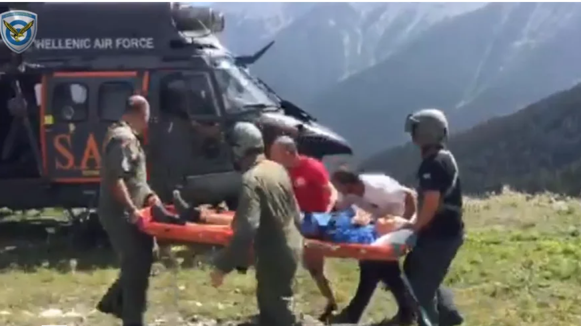 Hellenic Air force saves man on Mount Olympus (vid)