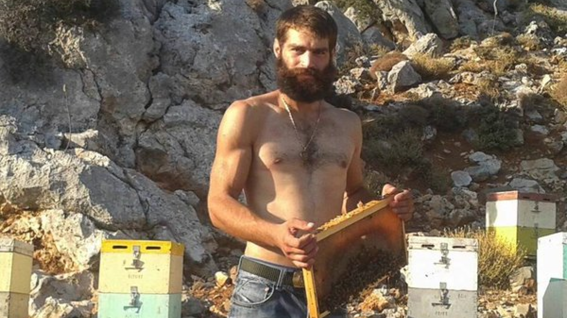 Sexy Cretan beekeeper goes viral #liveyourmythinGreece (pics)