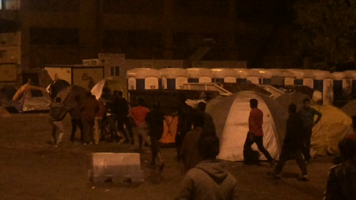 Επεισόδια στον Πειραιά, εικόνες ντροπής στο Ελληνικό 