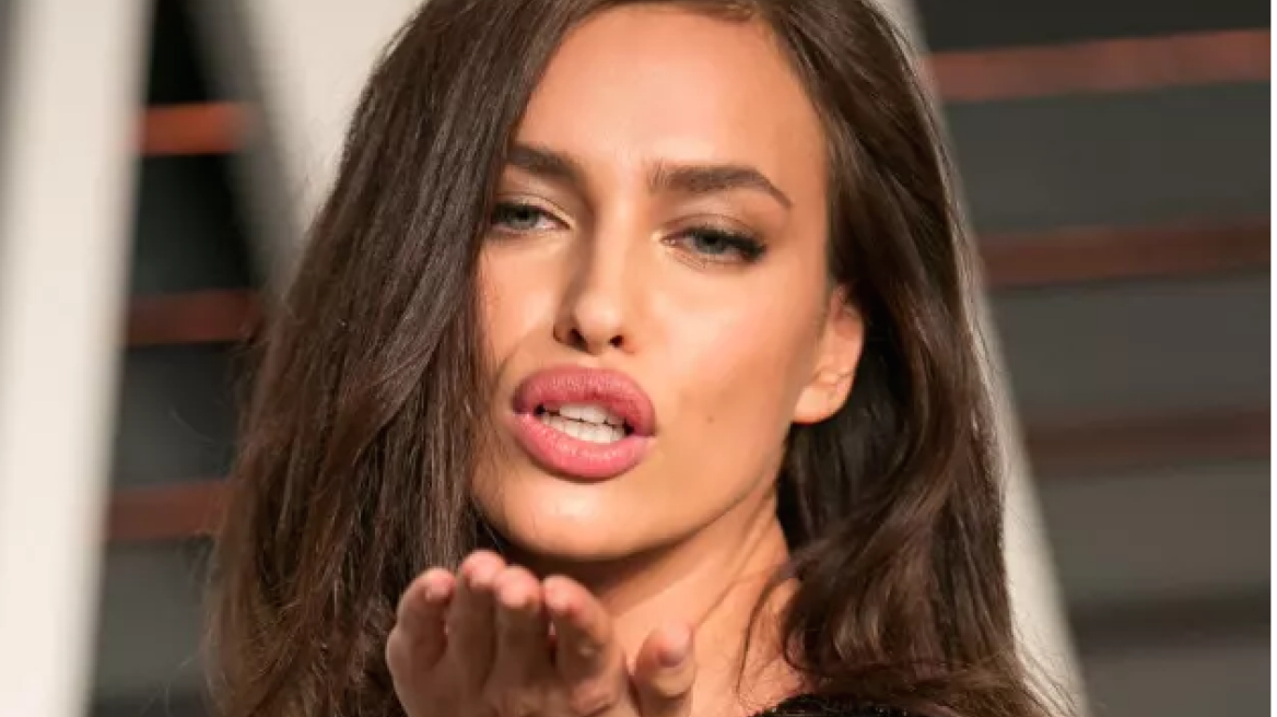 Irina Shayk ‘under-boob’ (photo)