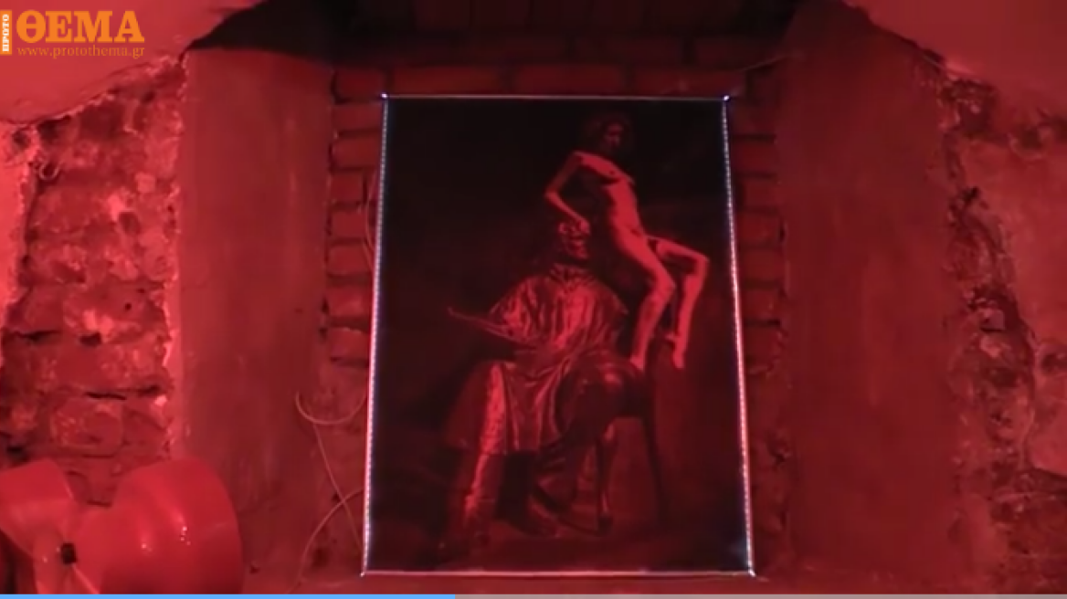 Russian artist has ‘sex’ with Lenin statue in the dark (video)