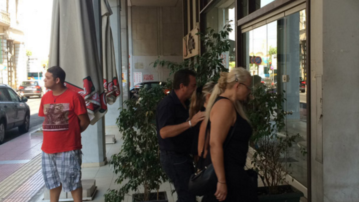 Τραγωδία στην Αίγινα: Στα δικαστήρια ο Αλέξης Κούγιας με την οικογένεια της 5χρονης