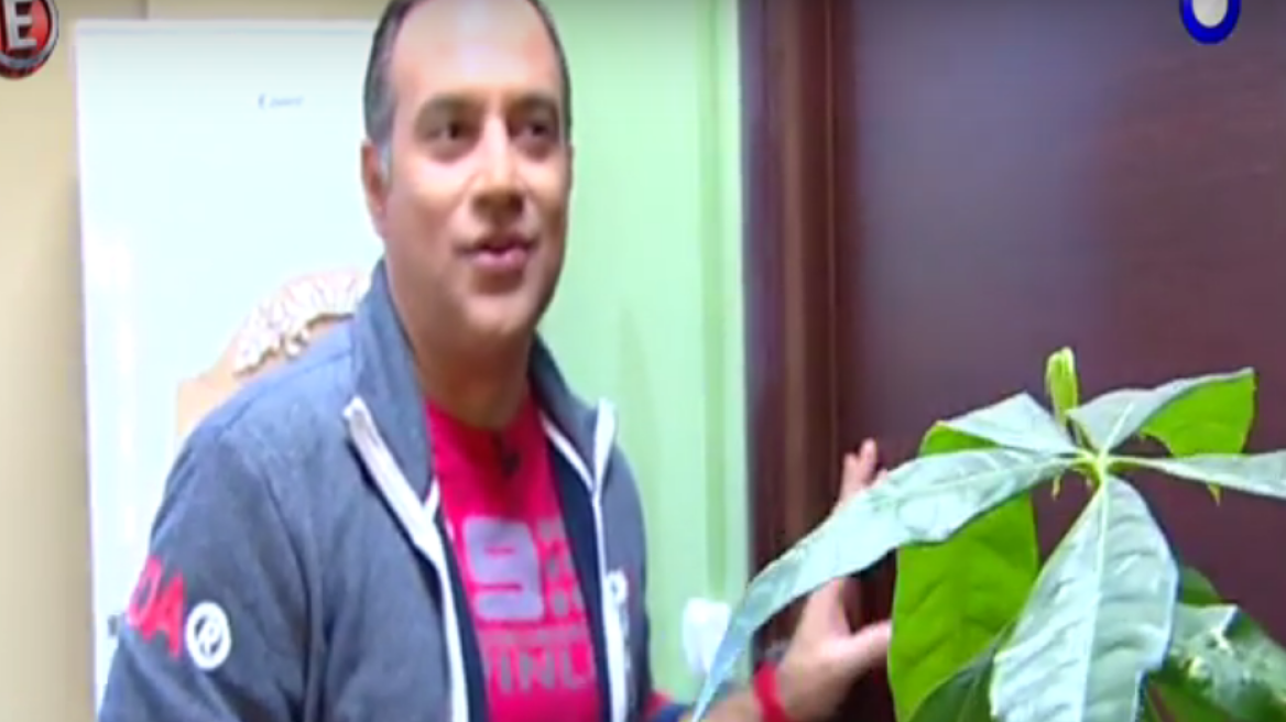 Κατσούλης- Καραβάτου: Η έναρξη της εκπομπής μέσα από καμαρίνι τους