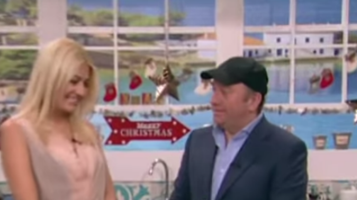 Έξαλλος ο Έκτορας Μποτρίνι στην εκπομπή της Φαίης Σκορδά 