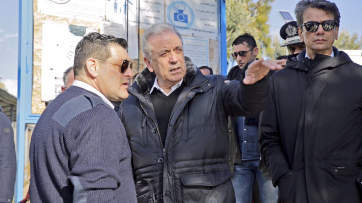 Την αποσυμφόρηση των νησιών από τους μετανάστες ζητούν οι δήμαρχοι