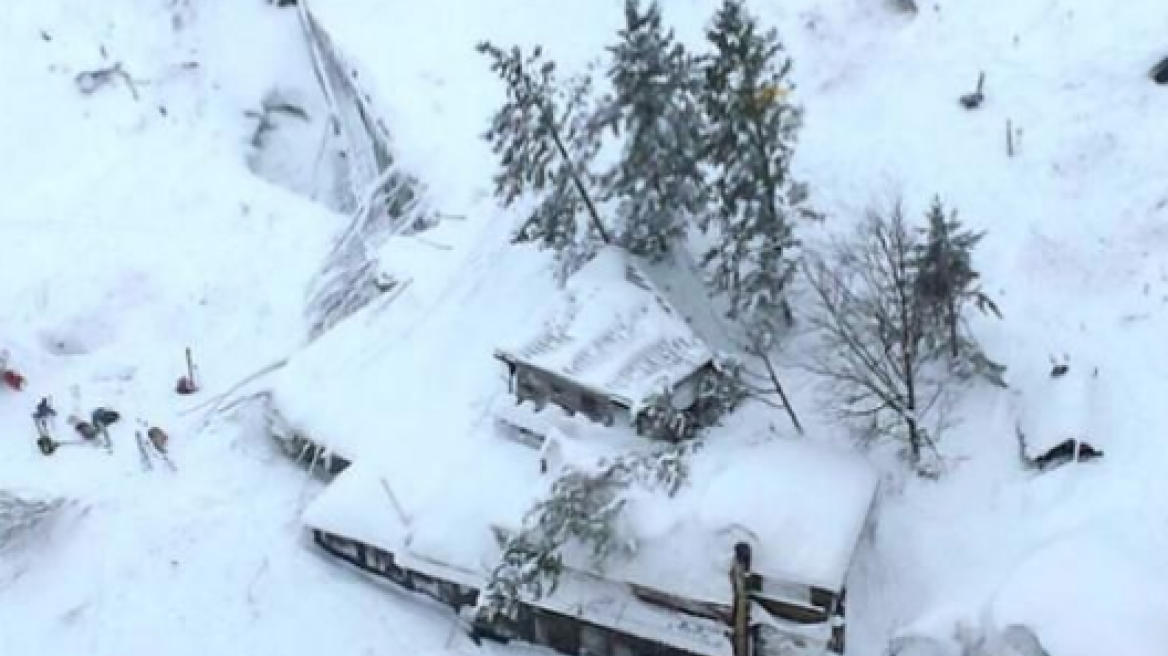 Italy avalanche: ‘Many dead’ found in hotel hit by avalanche in Abruzzo after powerful earthquakes