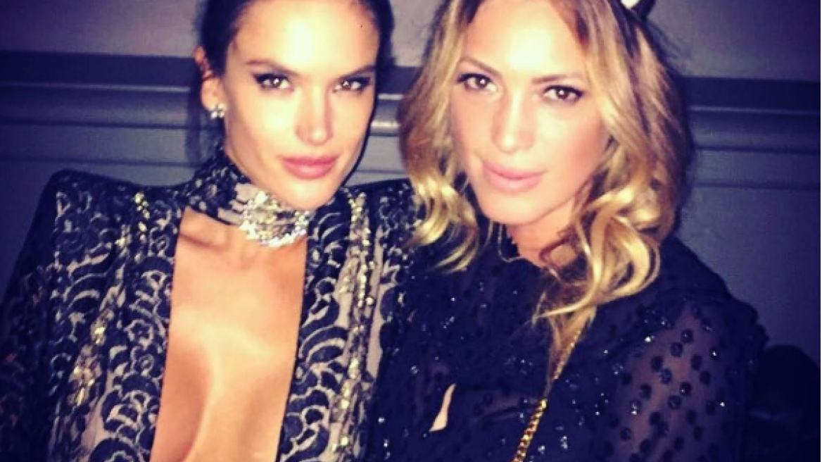 Alessandra Ambrosio is sexy (photos-video)