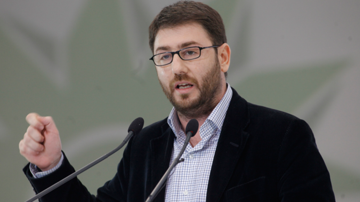 Ανδρουλάκης: Ο κόσμος της παράταξης θέλει ενότητα και μια νέα πορεία.