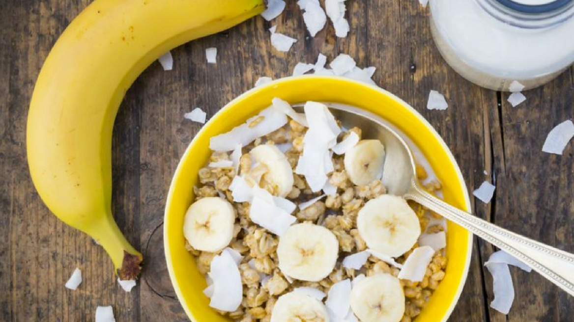 Breakfast Beauty: DIY μάσκα (αντί) για πρωινό