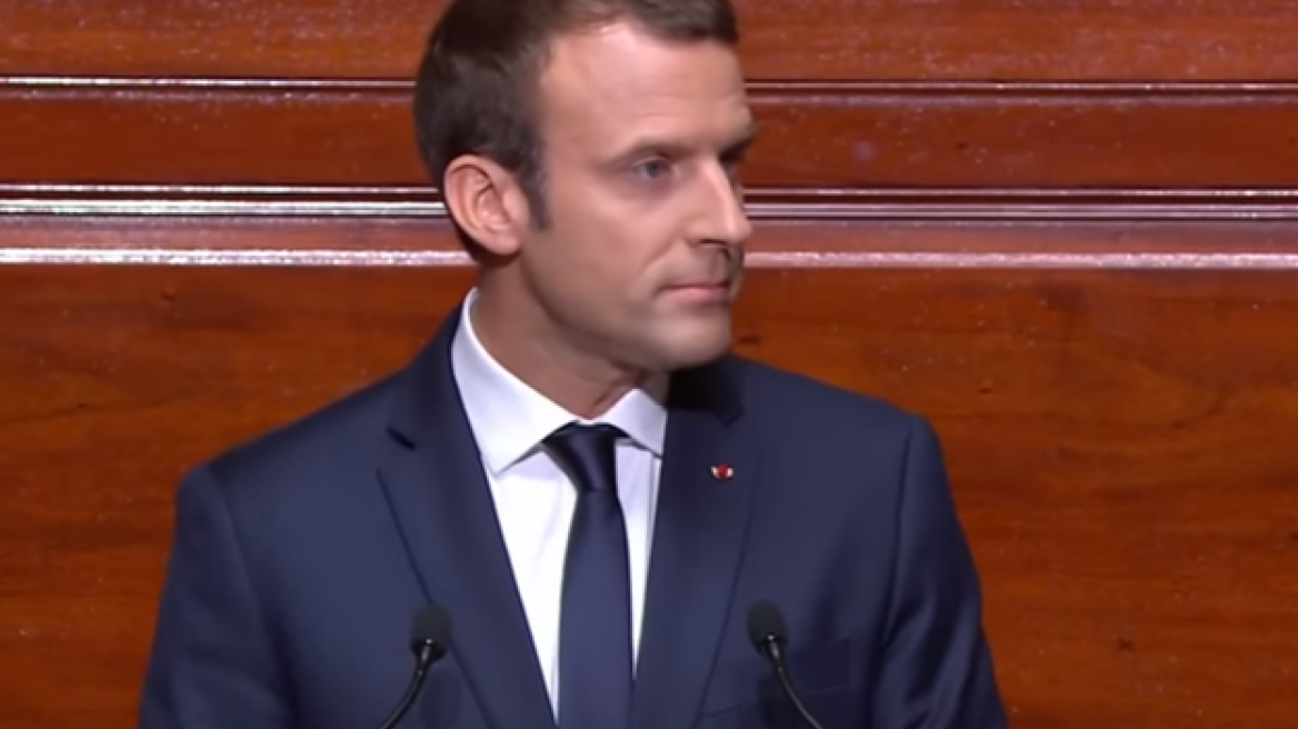 Γαλλία: Δημοσκοπική «βουτιά» για τον Μακρόν