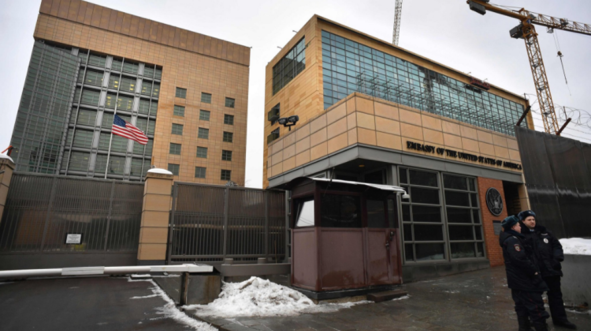 Russia seizes 2 U.S. properties and orders Embassy to cut staff