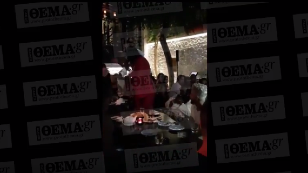 Singer sings to Whoopi Goldberg in Mykonos!