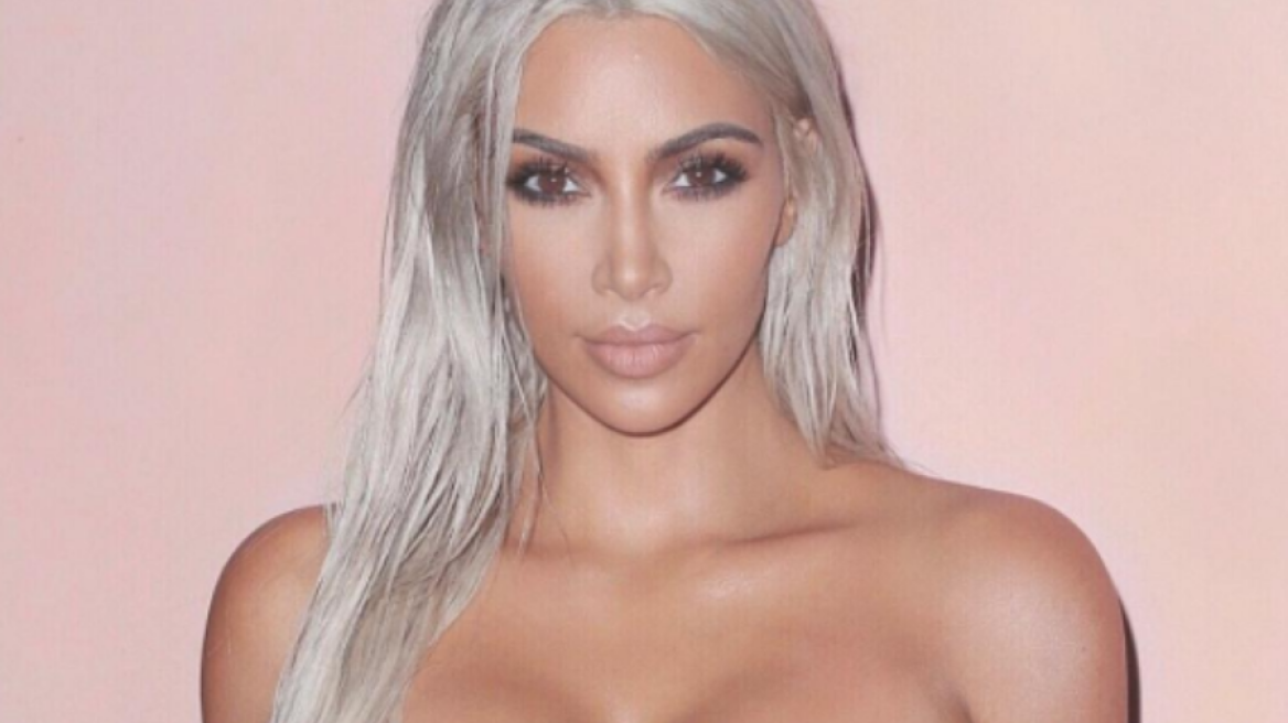 6 εμφανίσεις της Kim Kardashian με το blond silver που μας ενθουσίασαν
