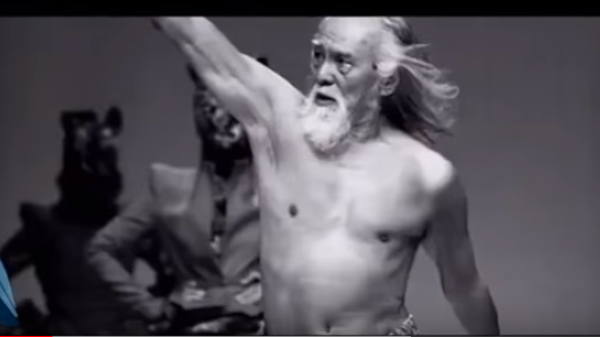 Meet the oldest model in the world! (video)