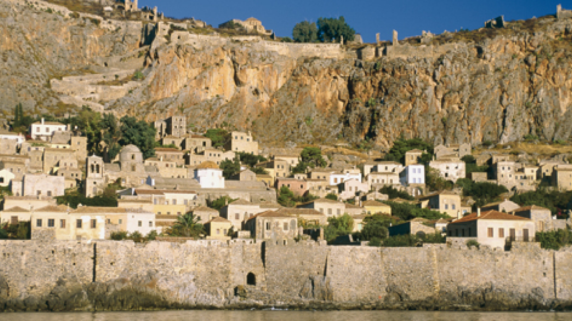 Tower towns in Greece (PHOTOS)